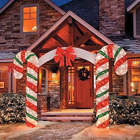 You can do this by mixing earth tones and natural accents like greens, pinecones, and burlap bows, with your usual Christmas decor. . Extra large outdoor christmas decorations